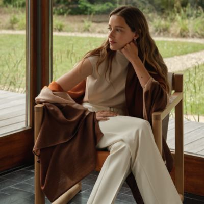 Home textiles: blankets, pillows and cashmere | Hermès Canada